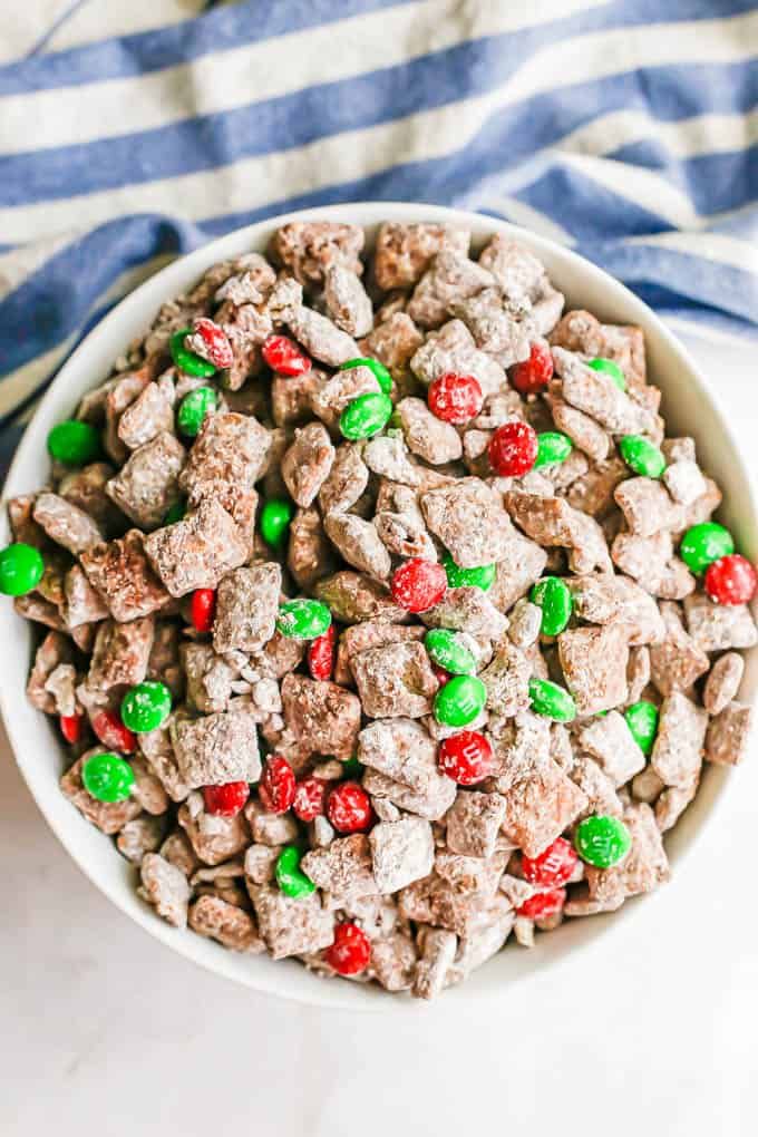 Reindeer Chow: A Festive Treat for the Holidays