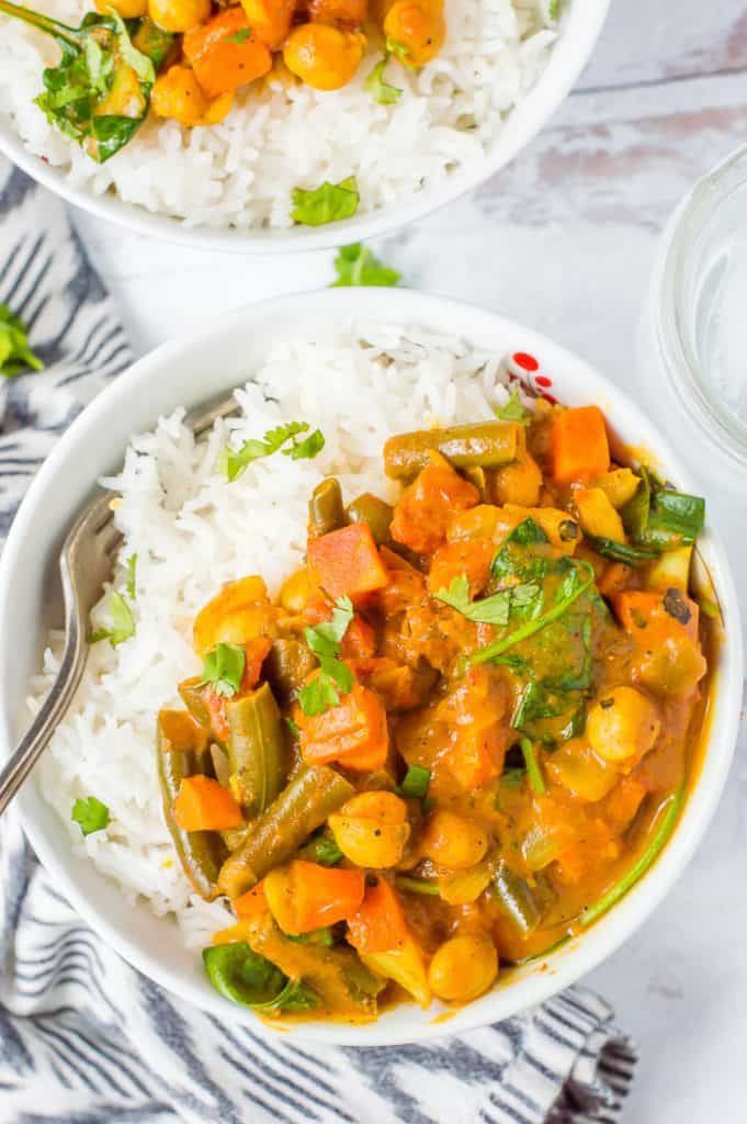 Slow Cooker Vegetarian Curry: A Flavorful Feast for Body and Soul